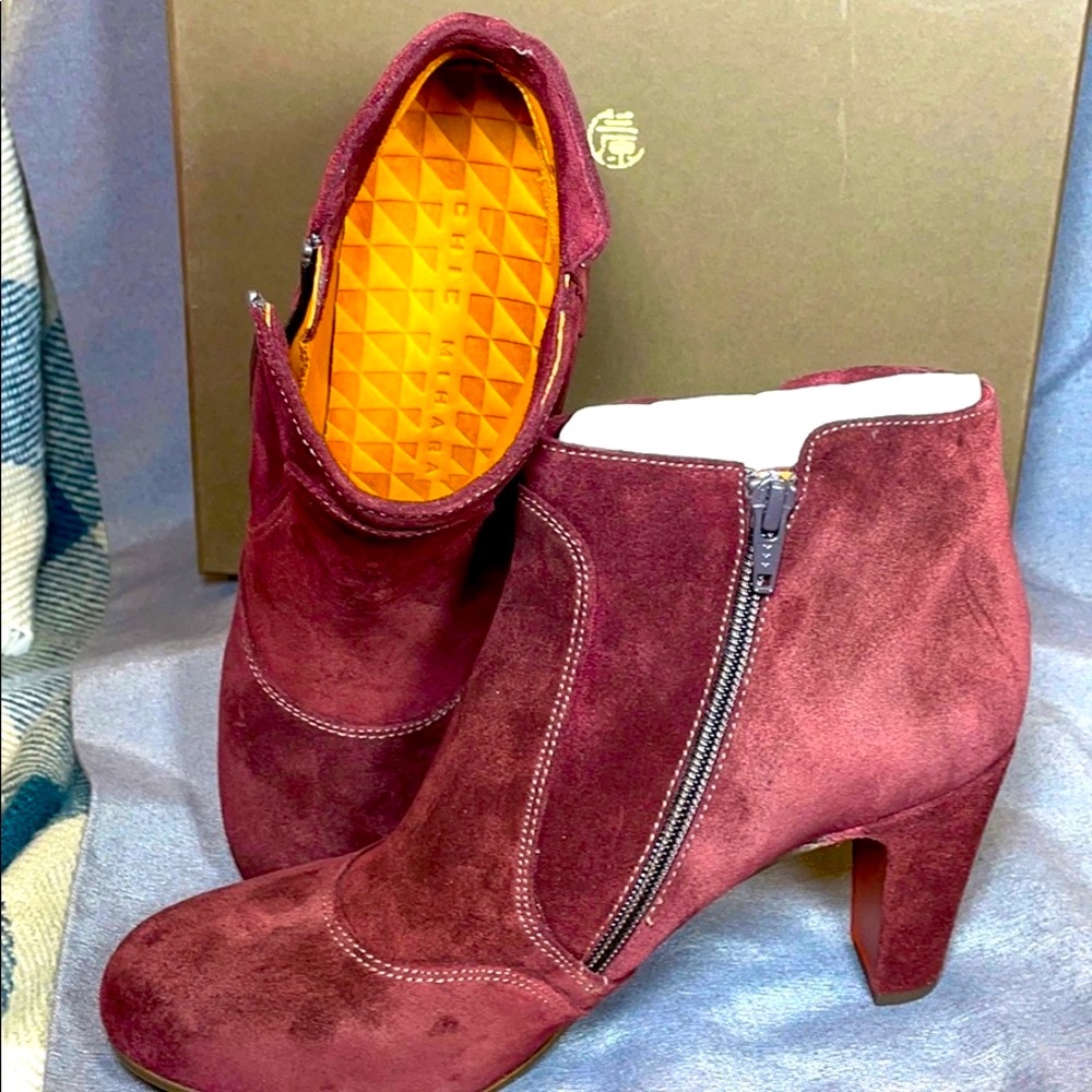 Suede Ankle Boot - Chie Mihara - Kyra - size 41